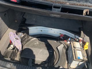 bontott MERCEDES-BENZ E-CLASS Jobb hátsó Csonkállvány Kerékaggyal