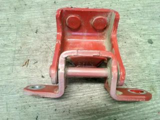 bontott MERCEDES-BENZ E-CLASS Jobb hátsó Felső Zsanér