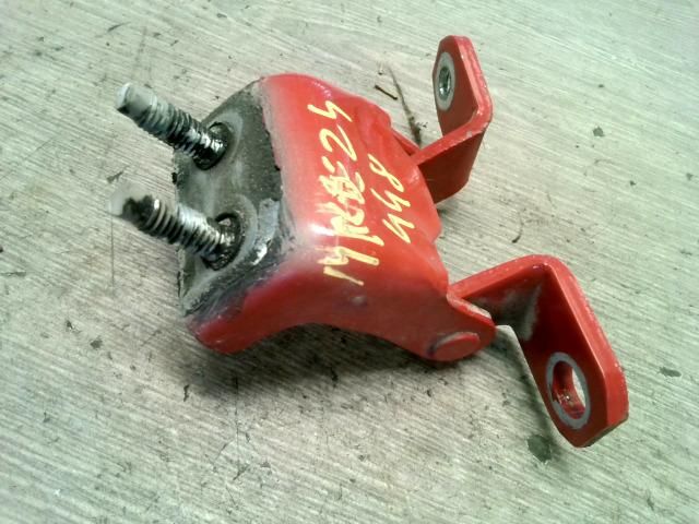 bontott MERCEDES-BENZ E-CLASS Jobb hátsó Felső Zsanér