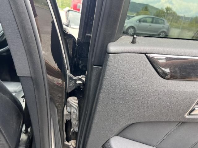 bontott MERCEDES-BENZ E-CLASS Jobb hátsó Felső Zsanér