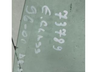 bontott MERCEDES-BENZ E-CLASS Jobb hátsó Fixüveg (Ajtóban)