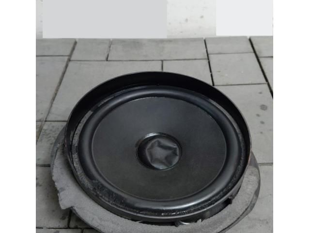 bontott MERCEDES-BENZ E-CLASS Jobb hátsó Hangszóró