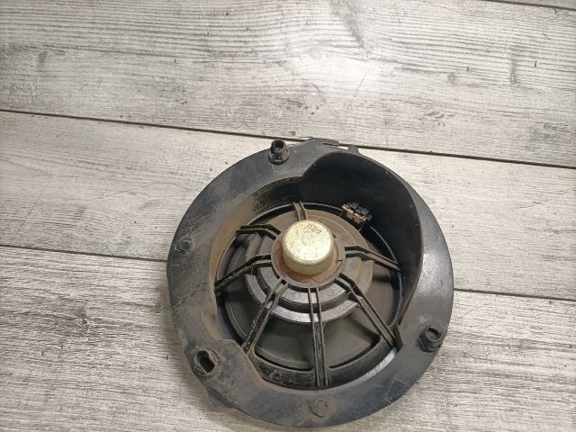 bontott MERCEDES-BENZ E-CLASS Jobb hátsó Hangszóró