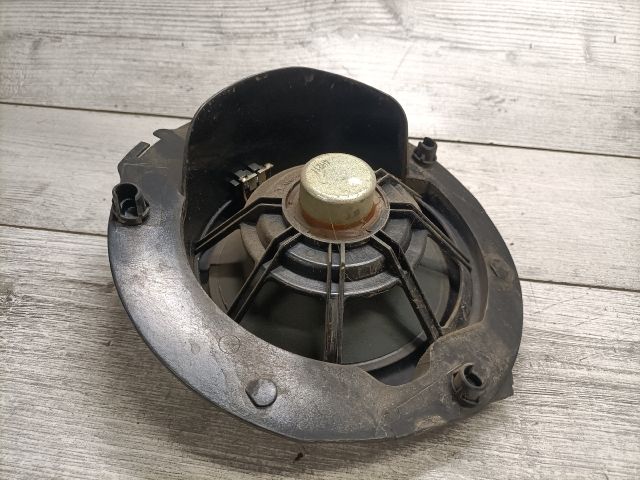 bontott MERCEDES-BENZ E-CLASS Jobb hátsó Hangszóró