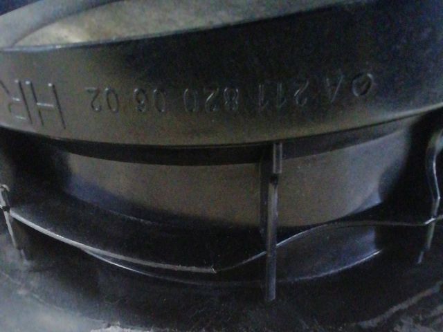 bontott MERCEDES-BENZ E-CLASS Jobb hátsó Hangszóró