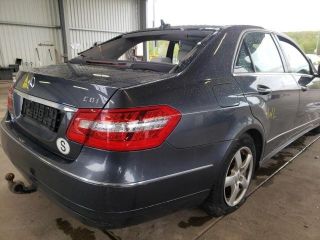 bontott MERCEDES-BENZ E-CLASS Jobb hátsó Hangszóró