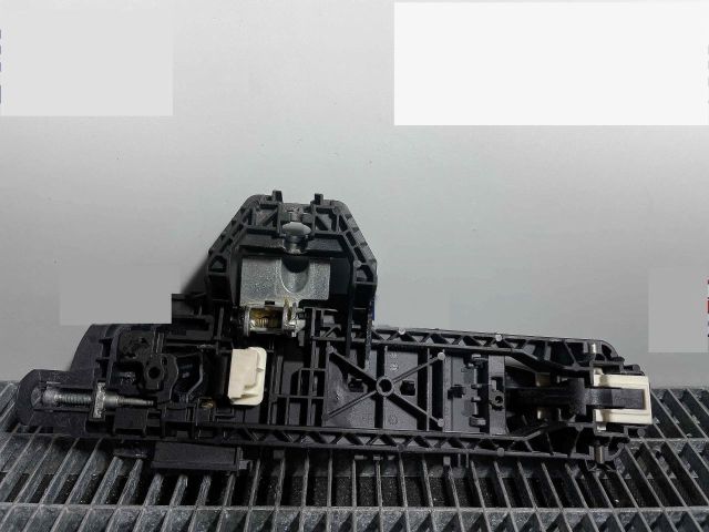 bontott MERCEDES-BENZ E-CLASS Jobb hátsó Külső Kilincs