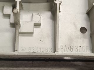 bontott MERCEDES-BENZ E-CLASS Jobb Hátsó Lámpa Foglalat