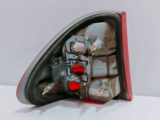 bontott MERCEDES-BENZ E-CLASS Jobb Hátsó Lámpa