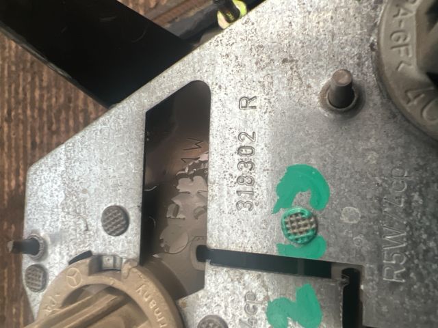 bontott MERCEDES-BENZ E-CLASS Jobb Hátsó Lámpa