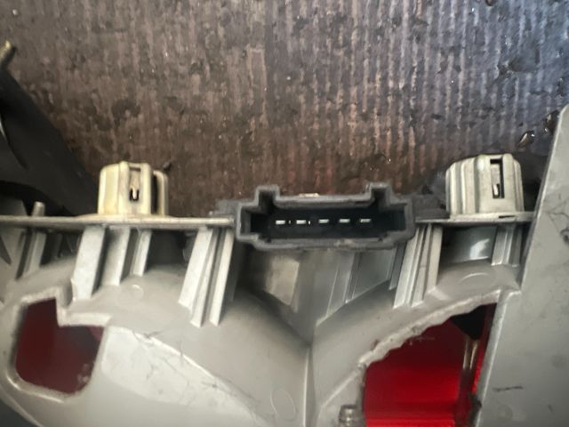 bontott MERCEDES-BENZ E-CLASS Jobb Hátsó Lámpa