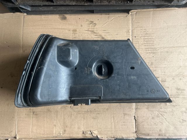 bontott MERCEDES-BENZ E-CLASS Jobb Hátsó Lámpa