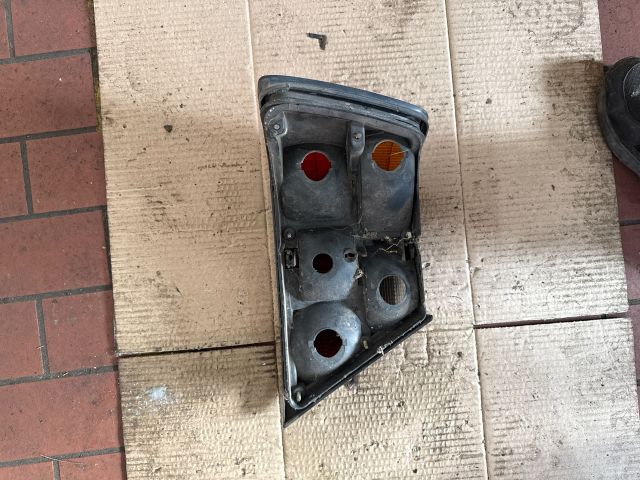 bontott MERCEDES-BENZ E-CLASS Jobb Hátsó Lámpa