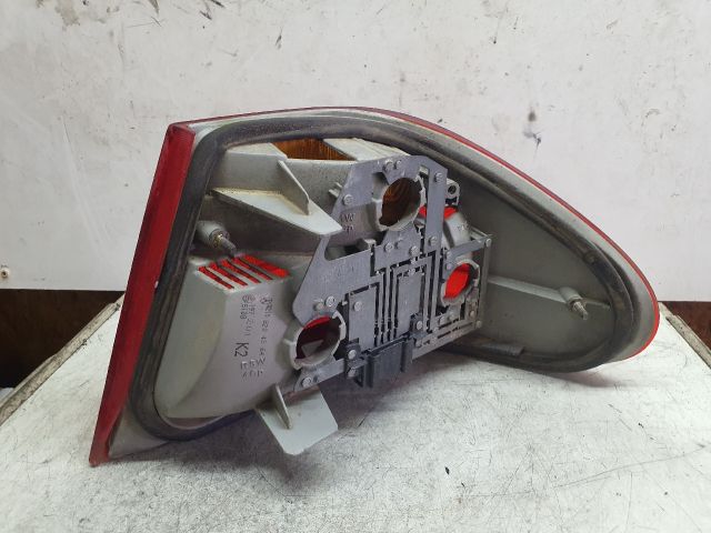 bontott MERCEDES-BENZ E-CLASS Jobb Hátsó Lámpa