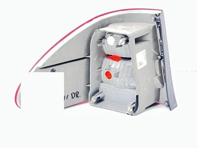 bontott MERCEDES-BENZ E-CLASS Jobb Hátsó Lámpa