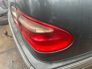 bontott MERCEDES-BENZ E-CLASS Jobb Hátsó Lámpa