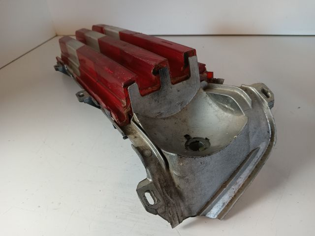 bontott MERCEDES-BENZ E-CLASS Jobb Hátsó Lámpa