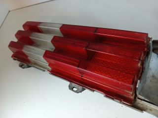 bontott MERCEDES-BENZ E-CLASS Jobb Hátsó Lámpa