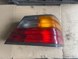 bontott MERCEDES-BENZ E-CLASS Jobb Hátsó Lámpa