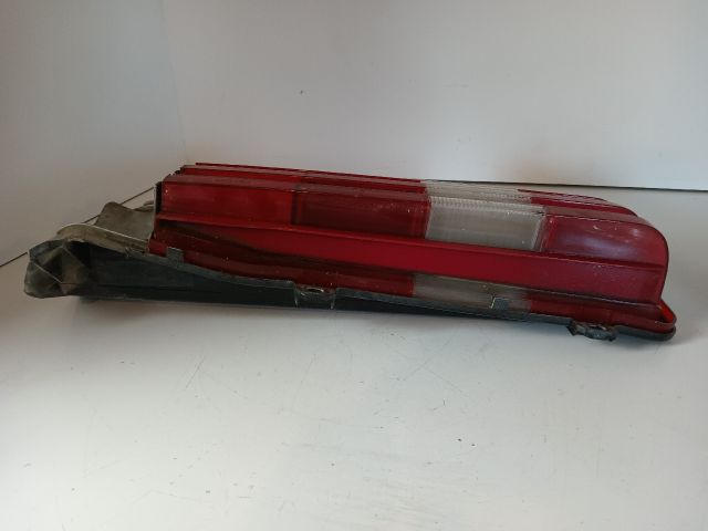 bontott MERCEDES-BENZ E-CLASS Jobb Hátsó Lámpa