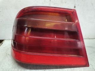 bontott MERCEDES-BENZ E-CLASS Jobb Hátsó Lámpa