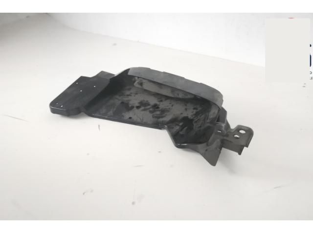 bontott MERCEDES-BENZ E-CLASS Jobb hátsó Lökhárító Díszléc