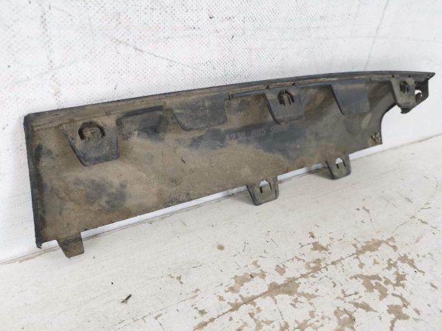 bontott MERCEDES-BENZ E-CLASS Jobb hátsó Lökhárító Díszléc