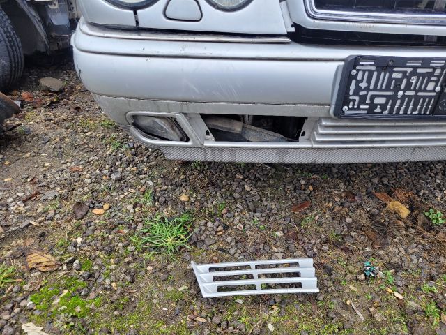 bontott MERCEDES-BENZ E-CLASS Jobb hátsó Lökhárító Díszléc