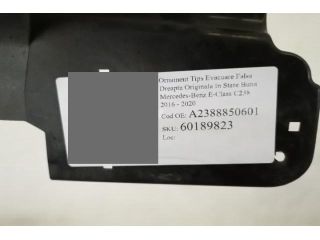 bontott MERCEDES-BENZ E-CLASS Jobb hátsó Lökhárító Díszléc