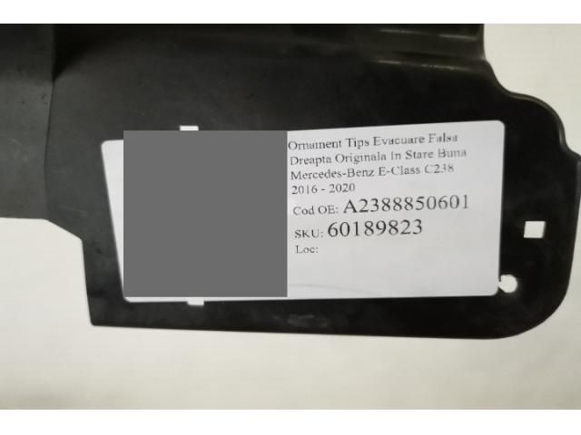 bontott MERCEDES-BENZ E-CLASS Jobb hátsó Lökhárító Díszléc