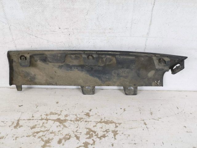 bontott MERCEDES-BENZ E-CLASS Jobb hátsó Lökhárító Díszléc