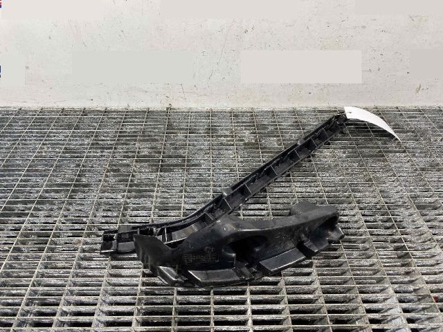 bontott MERCEDES-BENZ E-CLASS Jobb hátsó Lökhárító Tartó (Műanyag)