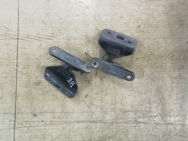 bontott MERCEDES-BENZ E-CLASS Jobb hátsó Zsanér