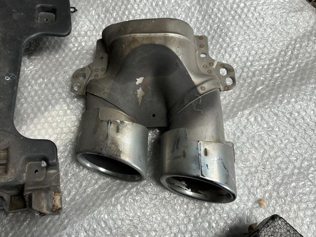 bontott MERCEDES-BENZ E-CLASS Jobb Kipufogó Vég