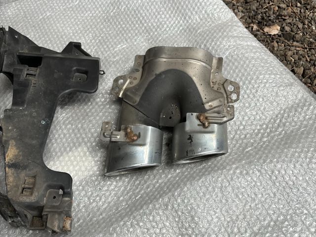 bontott MERCEDES-BENZ E-CLASS Jobb Kipufogó Vég