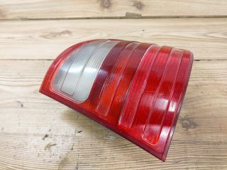 bontott MERCEDES-BENZ E-CLASS Jobb Külső Hátsó Lámpa