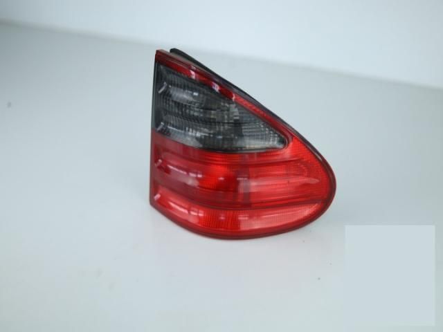 bontott MERCEDES-BENZ E-CLASS Jobb Külső Hátsó Lámpa