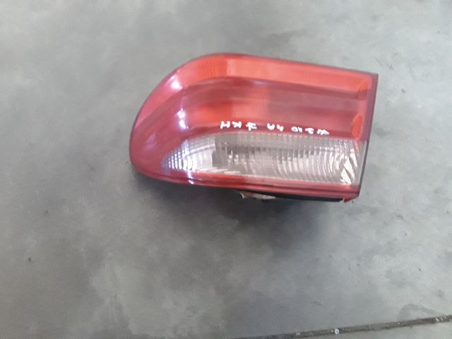 bontott MERCEDES-BENZ E-CLASS Jobb Külső Hátsó Lámpa