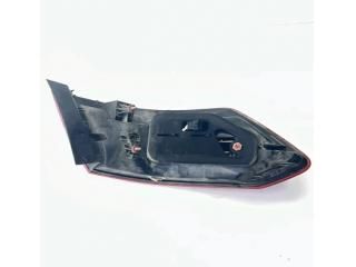 bontott MERCEDES-BENZ E-CLASS Jobb Külső Hátsó Lámpa
