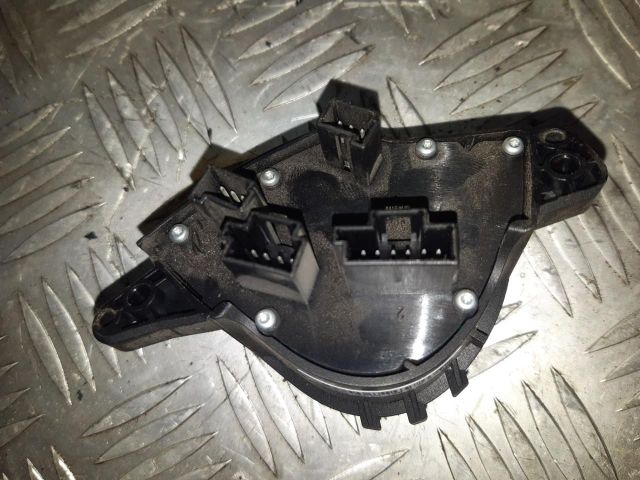 bontott MERCEDES-BENZ E-CLASS Jobb Multikormány Kapcsoló