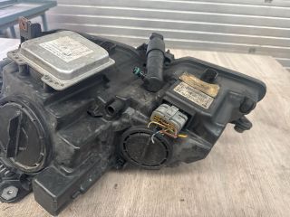 bontott MERCEDES-BENZ E-CLASS Jobb Xenon Fényszóró