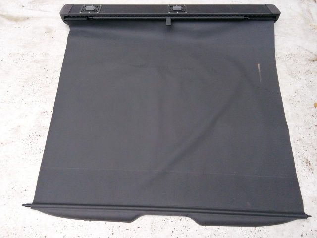 bontott MERCEDES-BENZ E-CLASS Kalaptartó