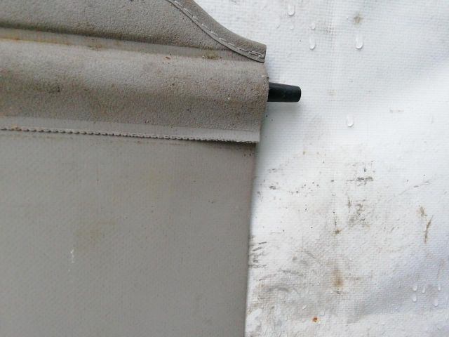 bontott MERCEDES-BENZ E-CLASS Kalaptartó