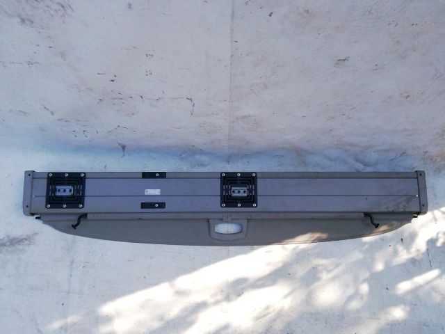 bontott MERCEDES-BENZ E-CLASS Kalaptartó