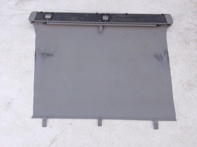 bontott MERCEDES-BENZ E-CLASS Kalaptartó