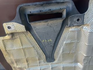 bontott MERCEDES-BENZ E-CLASS Kartervédő