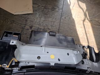 bontott MERCEDES-BENZ E-CLASS Kesztyűtartó