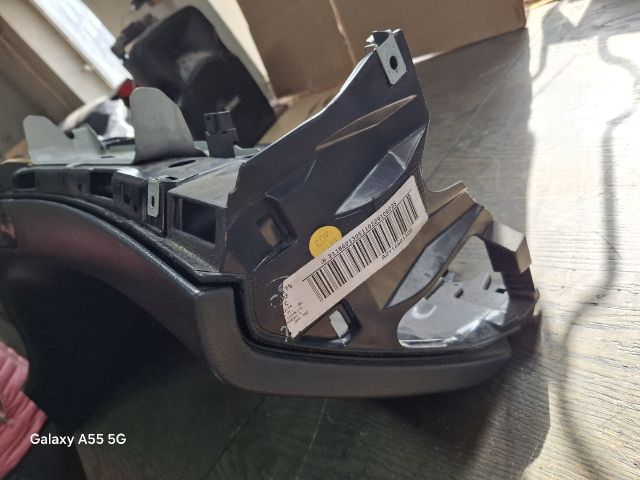 bontott MERCEDES-BENZ E-CLASS Kesztyűtartó