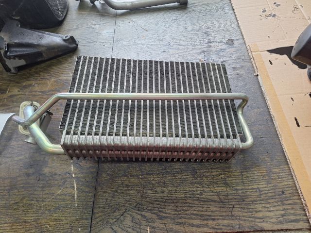 bontott MERCEDES-BENZ E-CLASS Klíma Párologtató