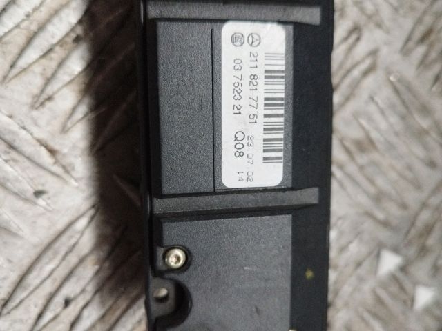 bontott MERCEDES-BENZ E-CLASS Kombinált Kapcsoló